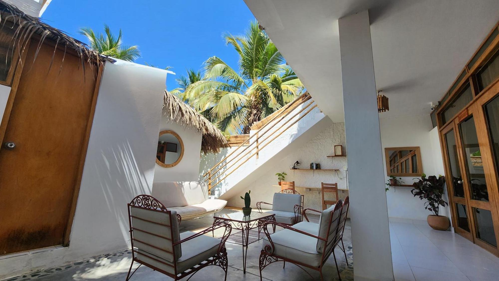 Kinti Guest House Mancora Ngoại thất bức ảnh