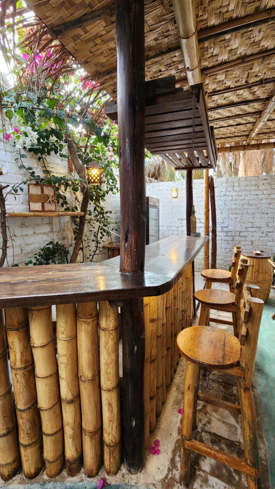 Kinti Guest House Mancora Ngoại thất bức ảnh