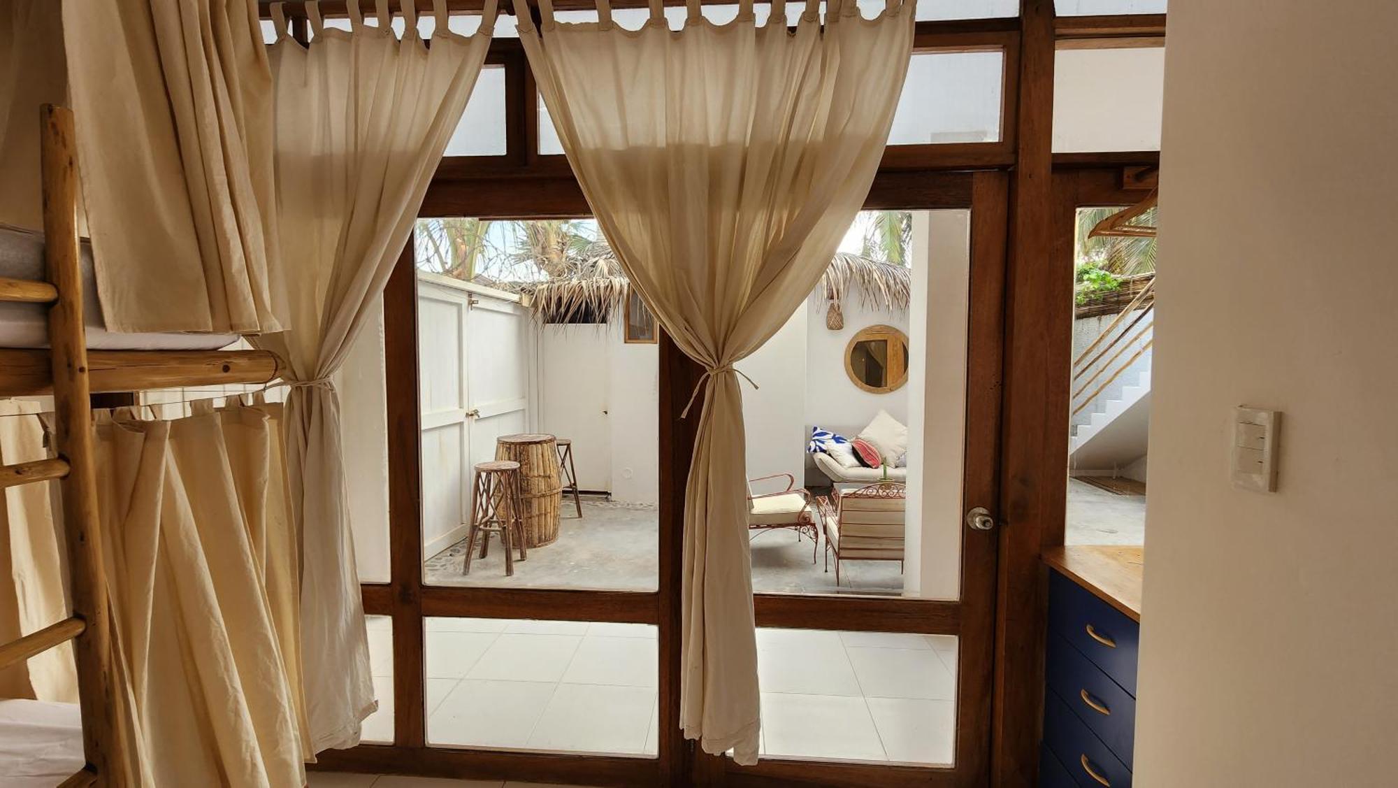 Kinti Guest House Mancora Ngoại thất bức ảnh