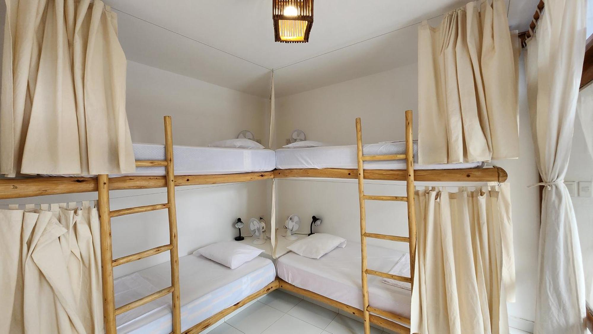 Kinti Guest House Mancora Ngoại thất bức ảnh