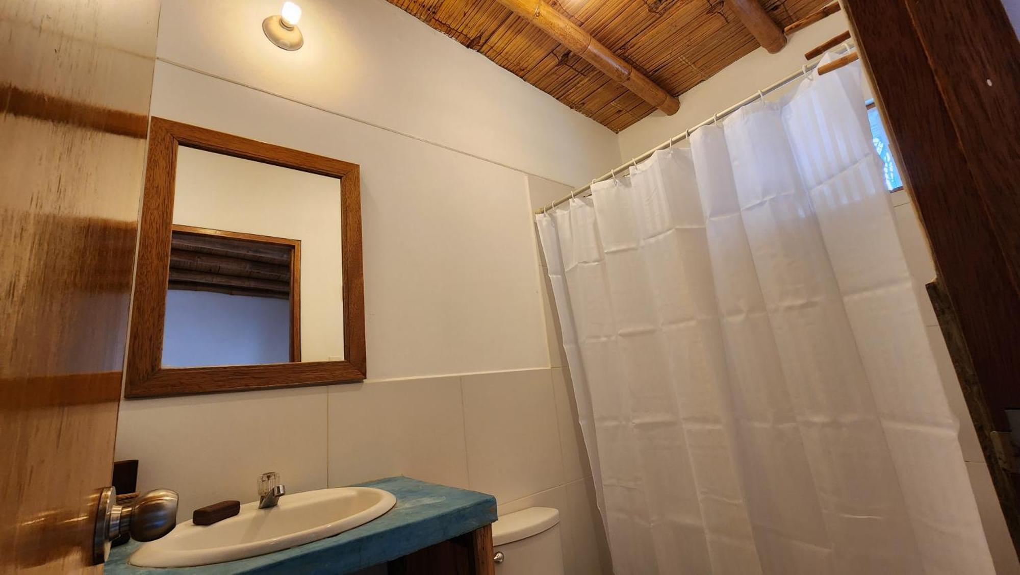 Kinti Guest House Mancora Ngoại thất bức ảnh